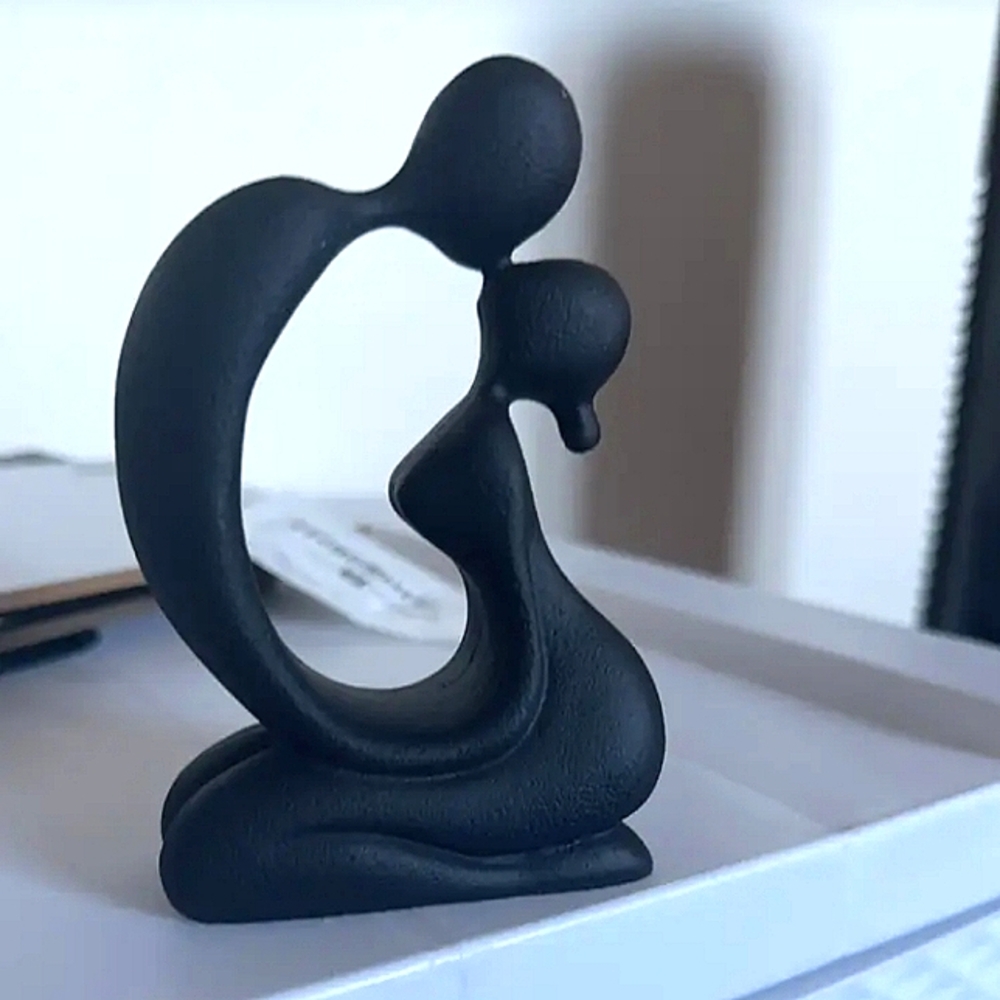Abstact Couple Figurine